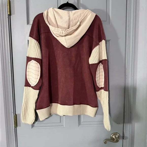 BKE Women's Maroon and Cream Cardigan - Picture 3 of 3